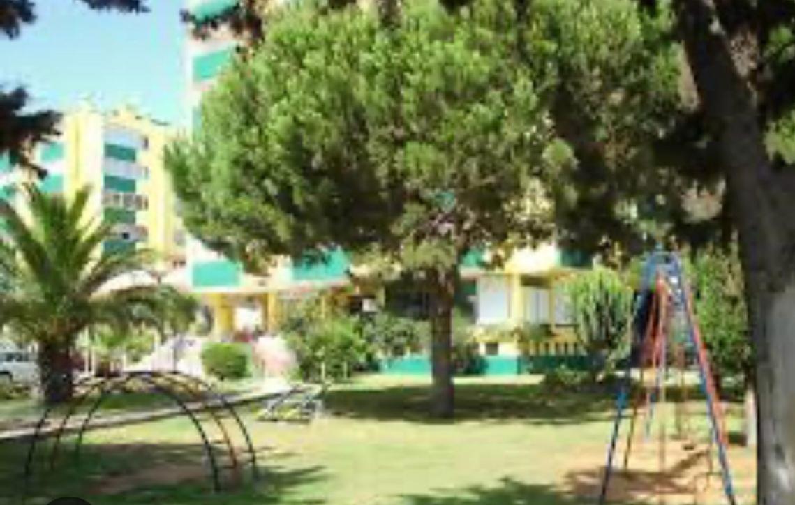 Spacious 1 Bed In Vilamoura, Fast Wifi & Pool Quarteira Exterior foto